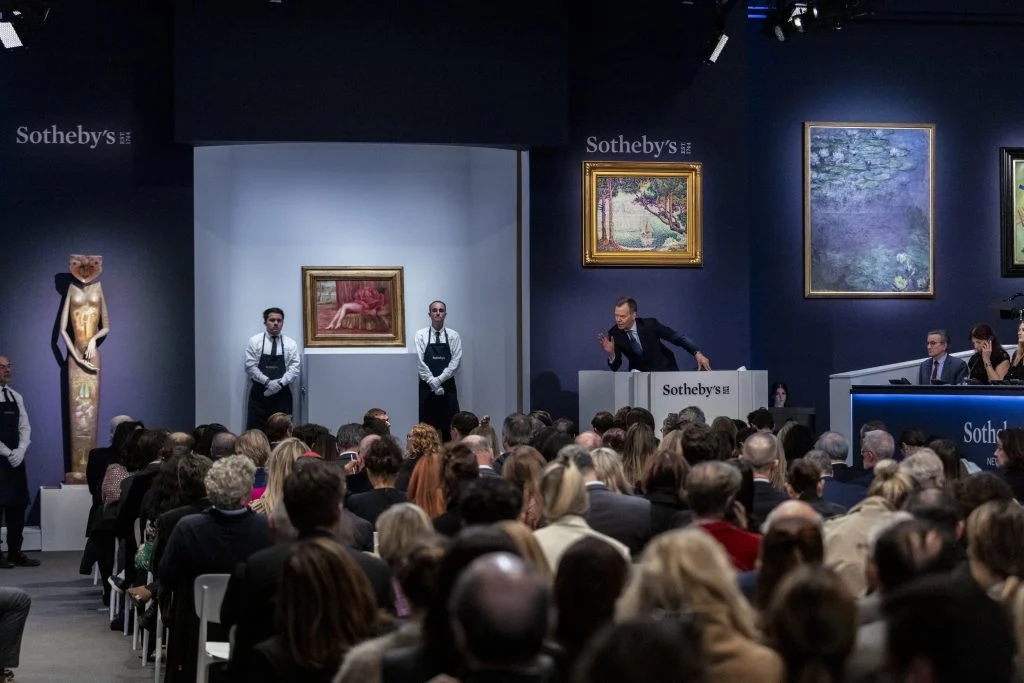 Oliver Barker at the rostrum during the Sydell Miller Collection Evening Sale 1024x683